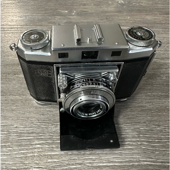 Vintage 1952 Zeiss Ikon Contina II 524/24 German 35mm Film Camera w Rang… - Picture 1 of 14